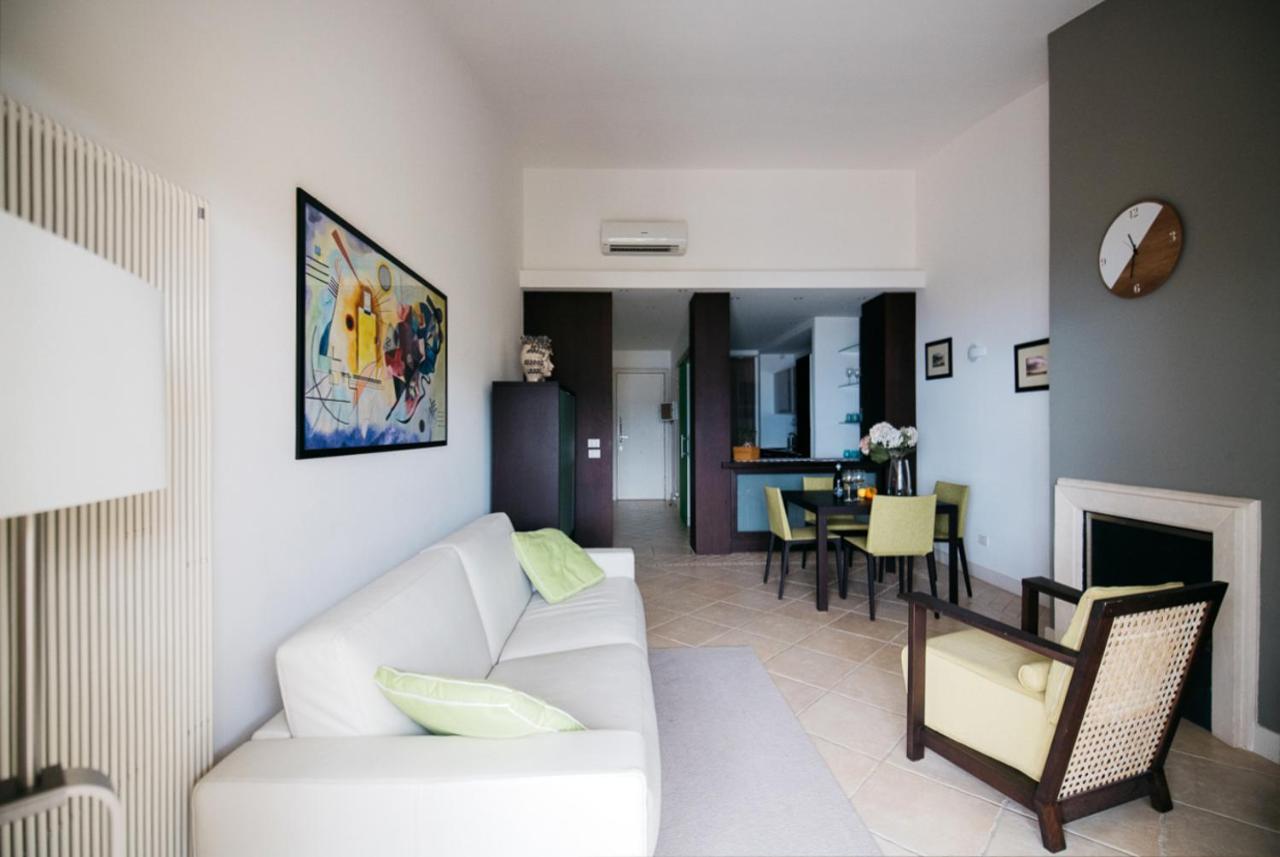 Romantic By Holidays Taormina